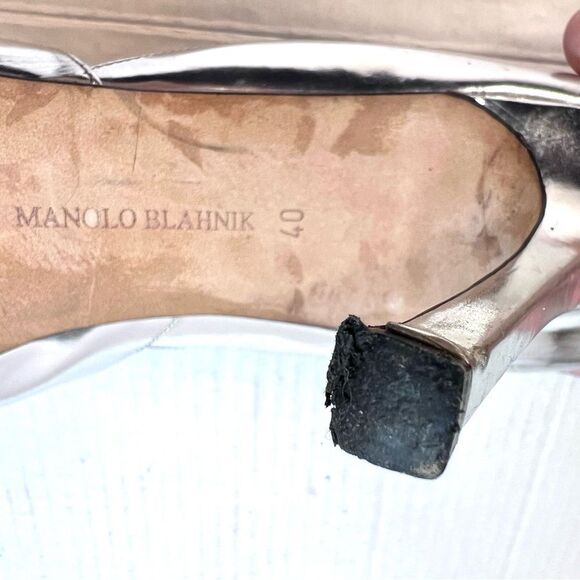 Manolo Blahnik Elegant Silver Peep-Toe Heels size 10 - Picture 8 of 8